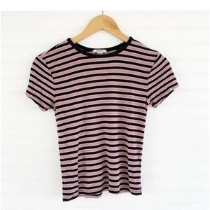 Forever 21 Red Fitted Short Sleeve T-Shirt